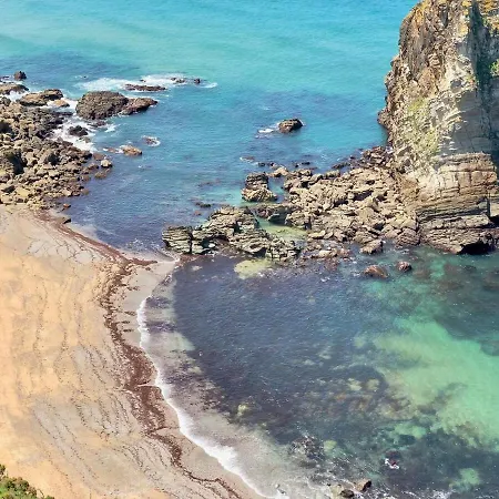 The Cliffs - Bannanas Longboard 度假居